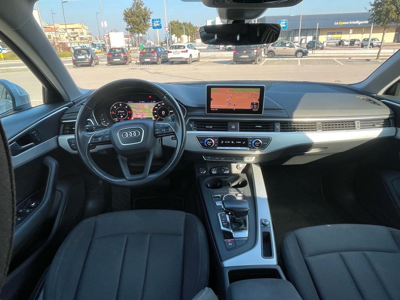 Audi A4 Avant 35 TDI 2.0 150 cv S-tronic S-line edition. Full optional