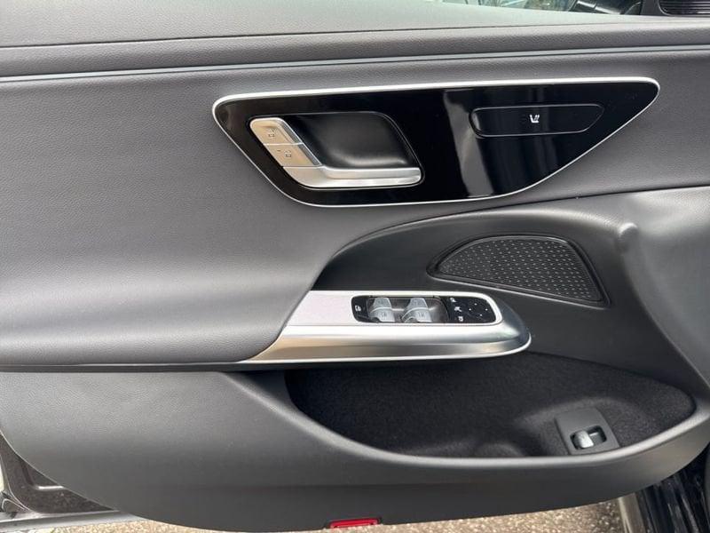 Mercedes-Benz Classe E 220d Berlina Advanced