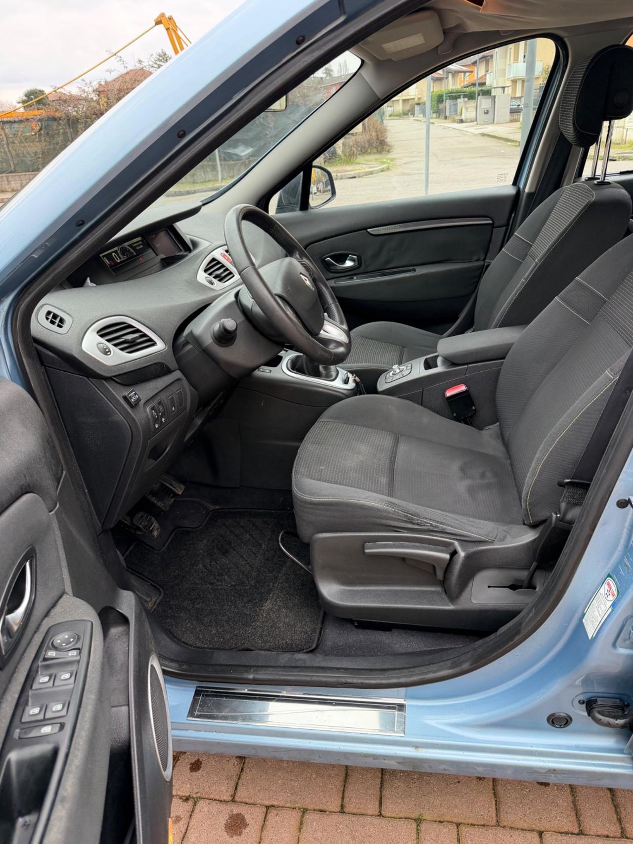 Renault Scenic Scénic X-Mod 1.6 GPL Dynamique