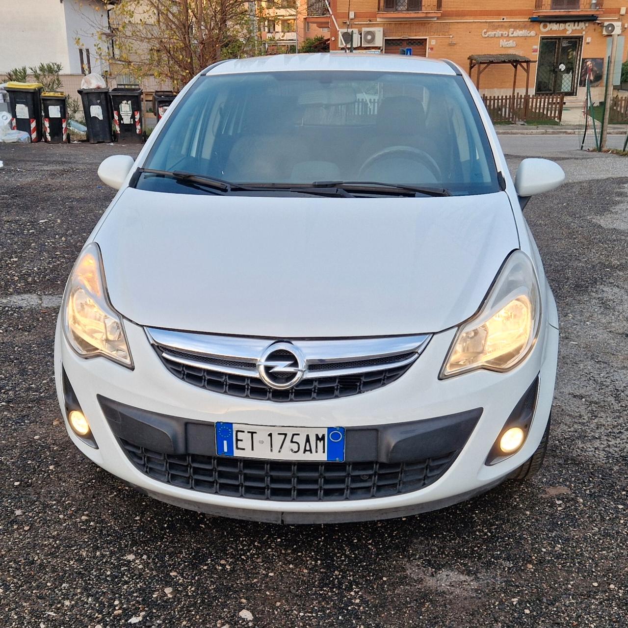 Opel Corsa1.2 5p automatica euro 5 VENDUTA