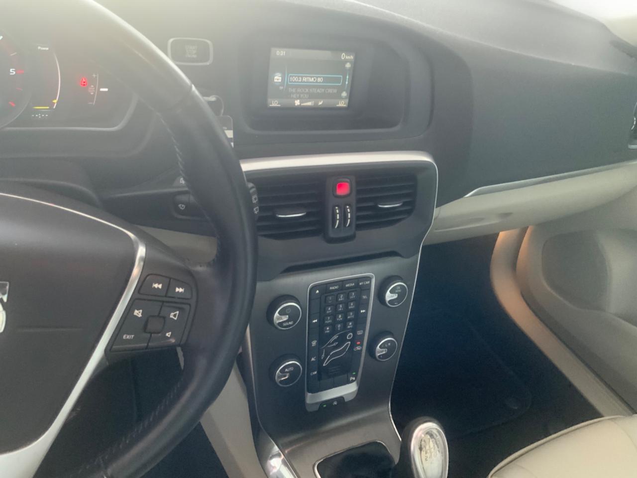 Volvo V40 D2 1.6 Momentum
