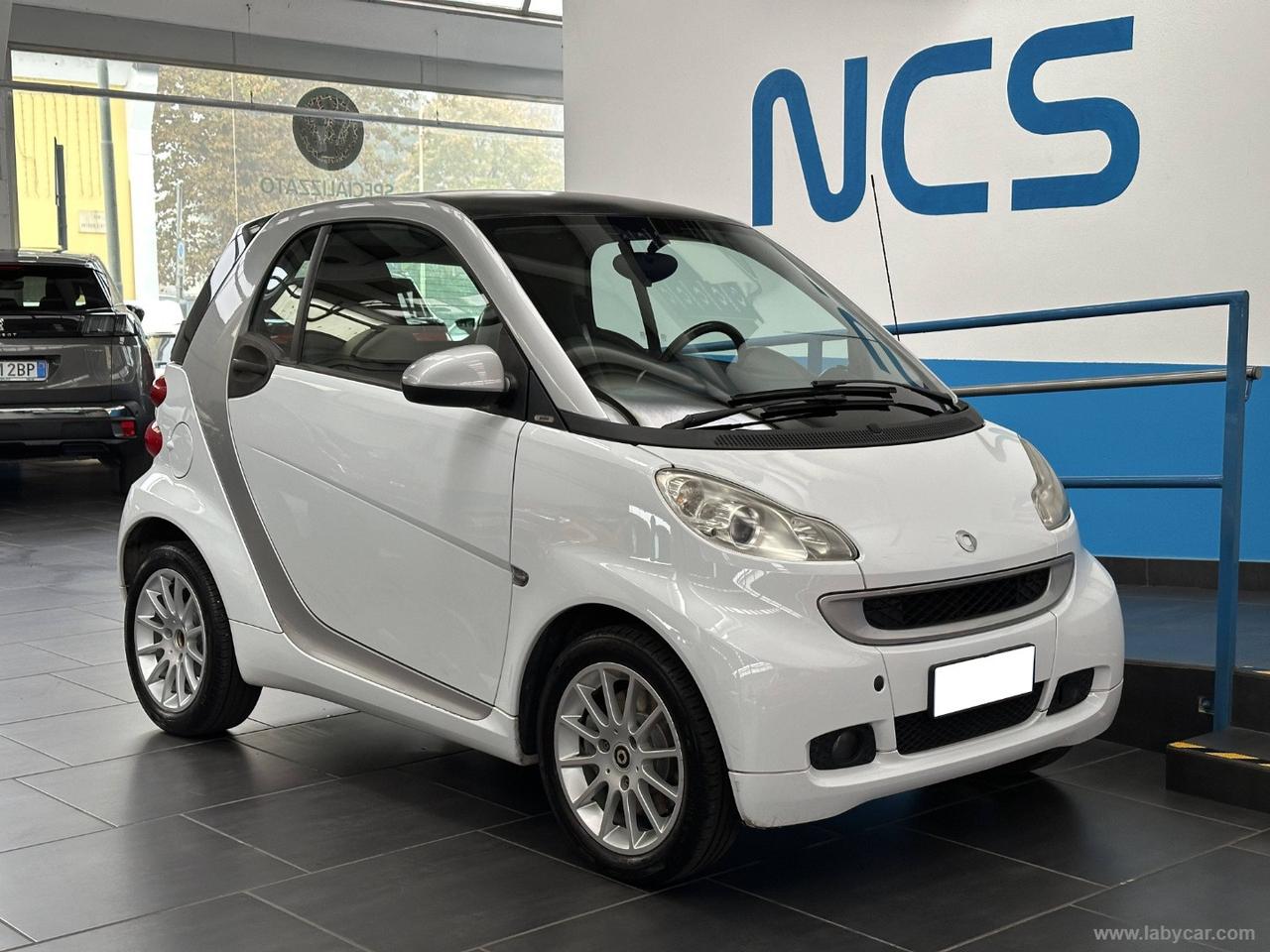 SMART fortwo 1000 52 kW MHD coupé pulse