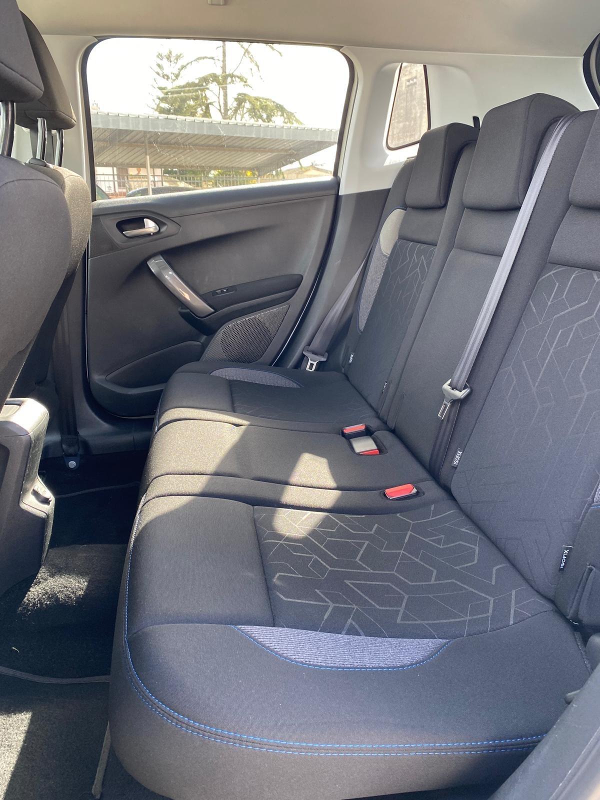 Peugeot 2008 BlueHDi 100 S&S Style