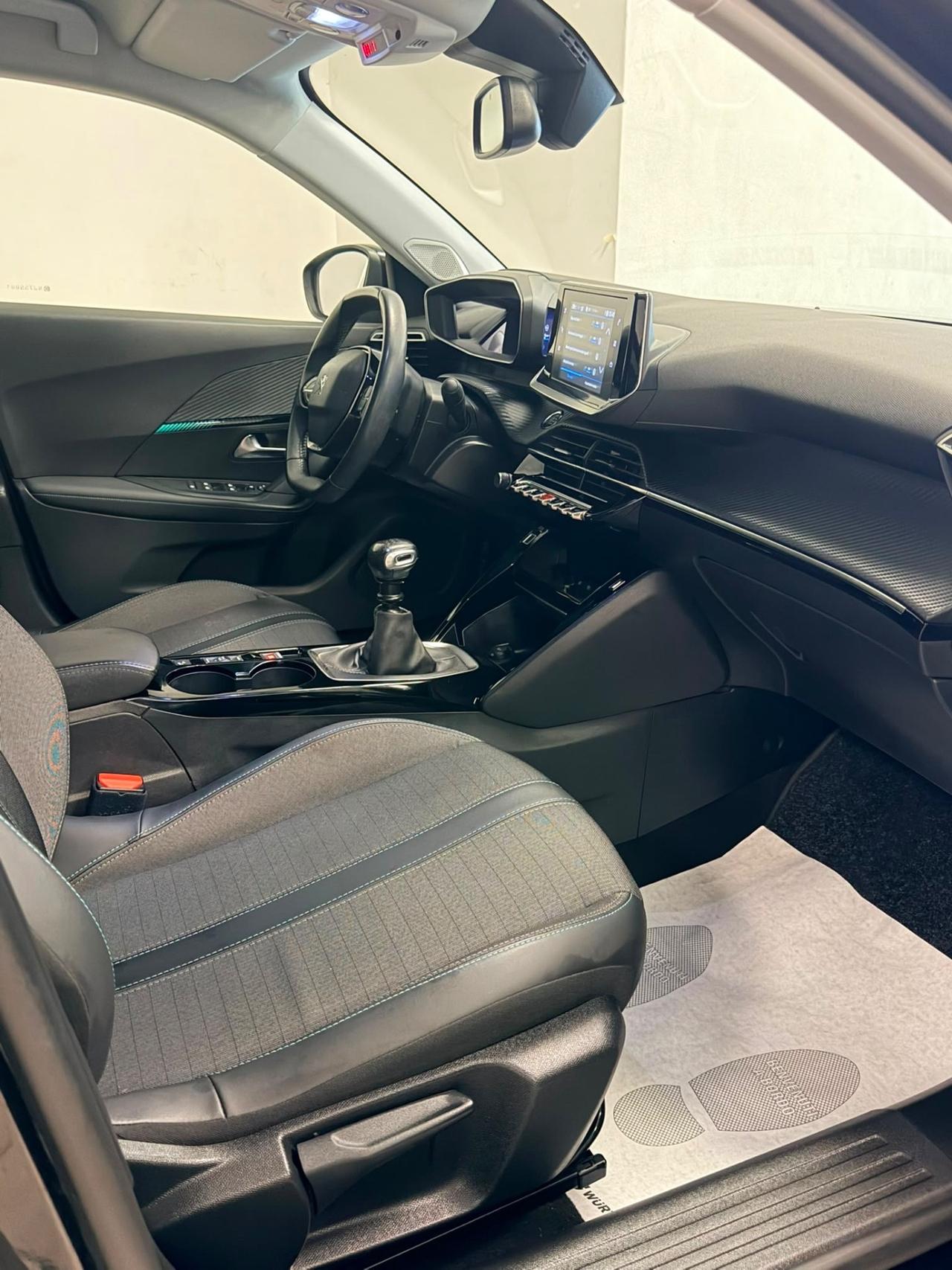 Peugeot 2008 BlueHDi 110 S&S Allure Pack