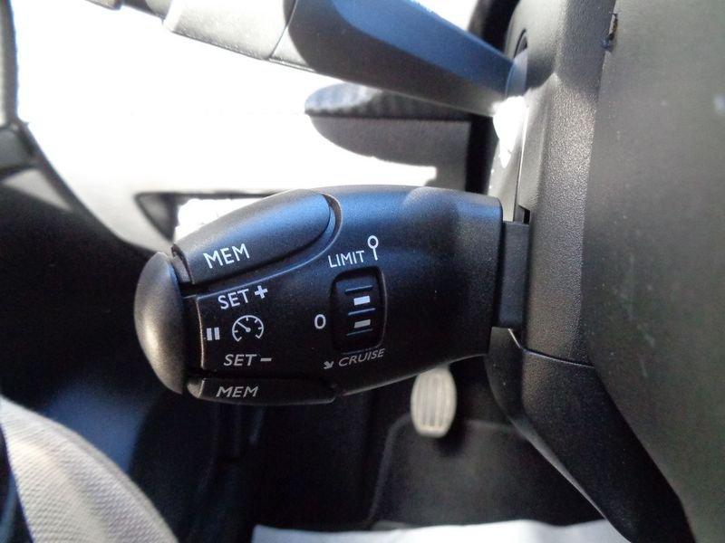 Peugeot 208 208 PureTech 75 Stop&Start 5 porte Active Pack