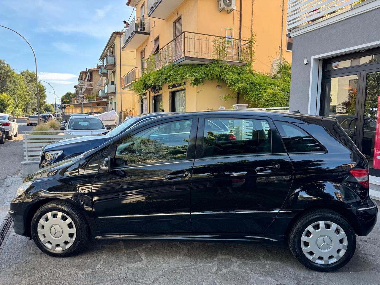 MB CLASSE B 170 180 NGT BlueEFFICIENCY CHROME