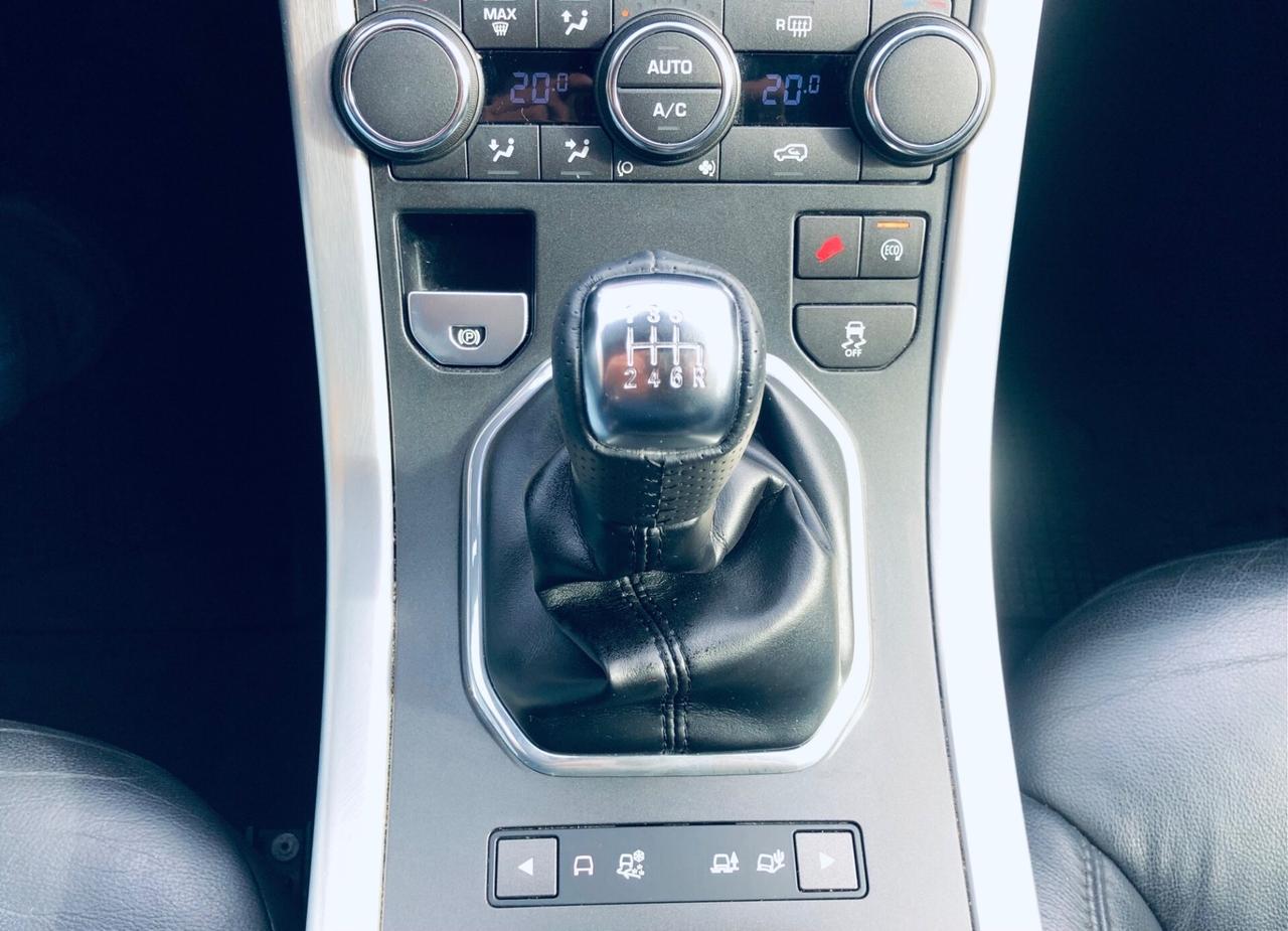 Land RoverEvoque 2.2 TD4 5p. Prestige 4X4 PELLE