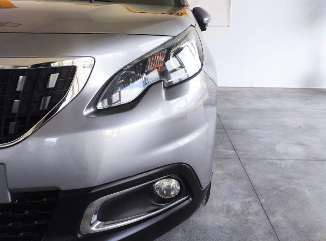 PEUGEOT 2008 1° serie PureTech 82 Allure NEOPATENTATI