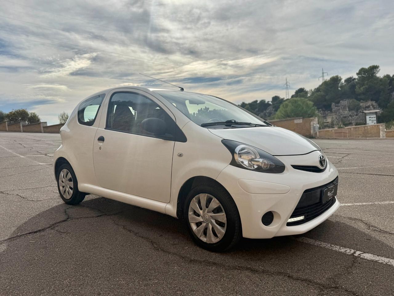 Toyota Aygo/1.0 68CV/NAVI/CLIMA/SOLO 55000 KM