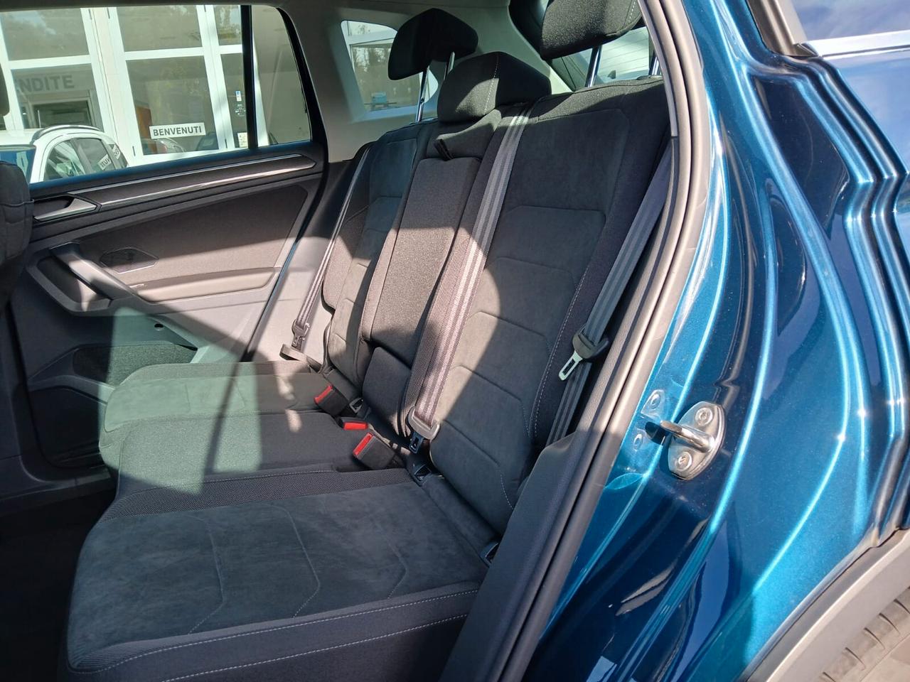 Volkswagen Tiguan 2.0 TDI 150 CV SCR DSG Elegance-AZIENDALE