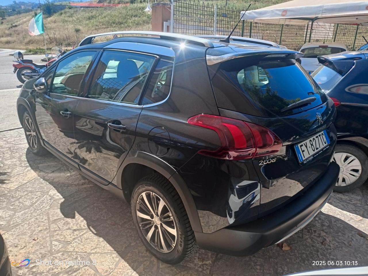 Peugeot 2008 BlueHDi 120 EAT6 S&S Allure
