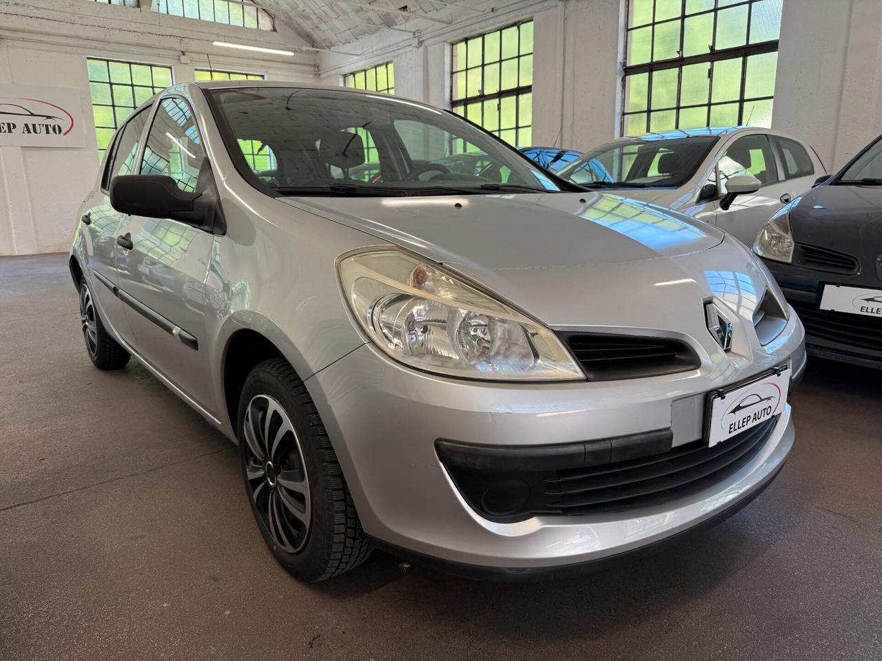Renault Clio 1.2 OK NEOPATENTATI - UNIPROPR.