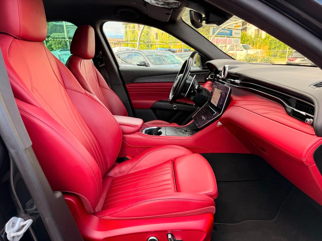 Maserati Grecale MHEV 330 CV AWD Modena