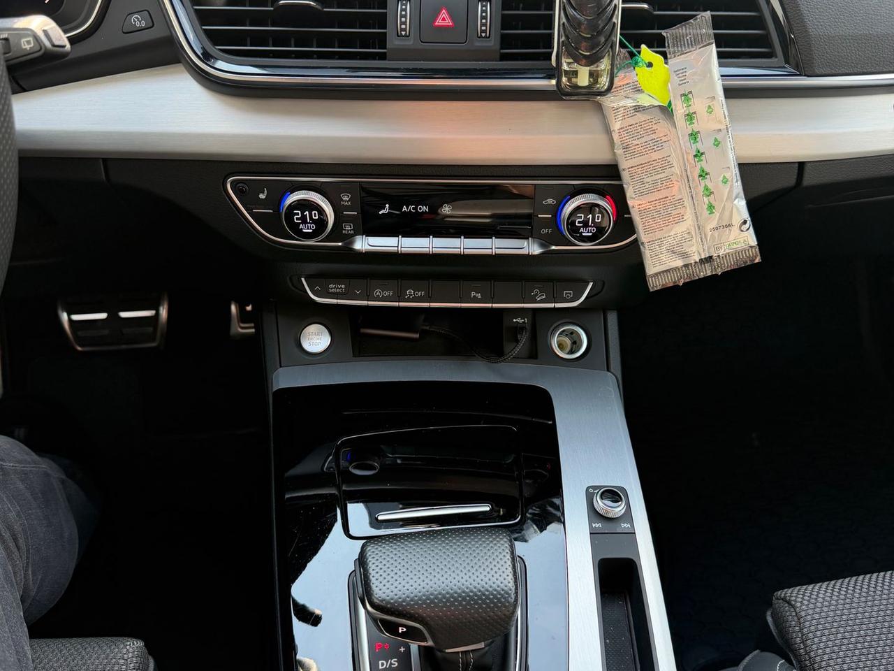 Audi Q5 S Line 2.0 40 TDI MHEV #10662