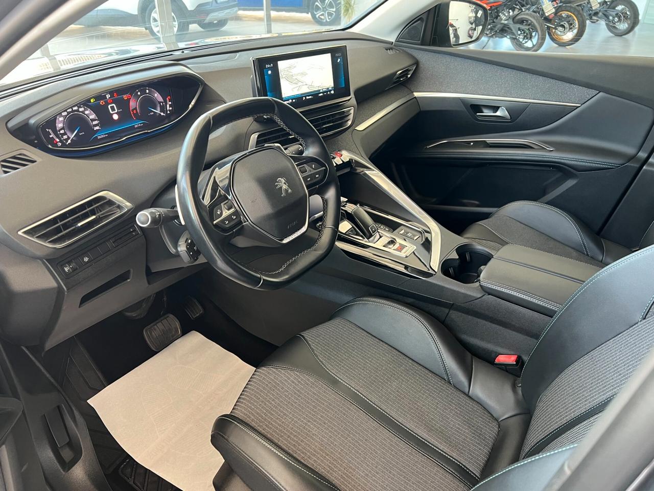 Peugeot 3008 BlueHDi 130 S&S Allure