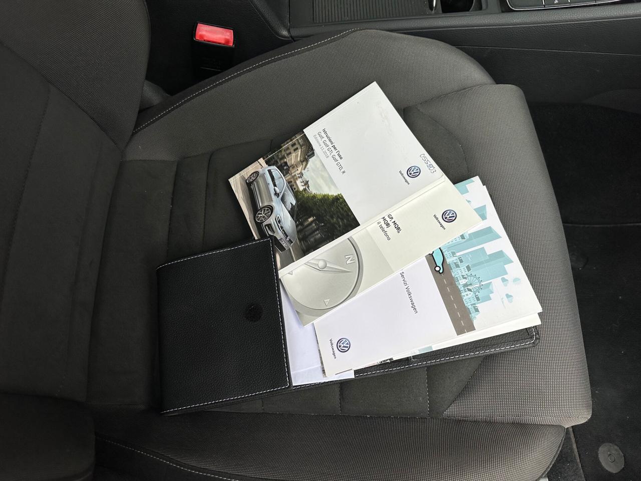 Volkswagen Golf VII 2017 5p 1.5 tsi Highline 130cv dsg UNIPROPR.