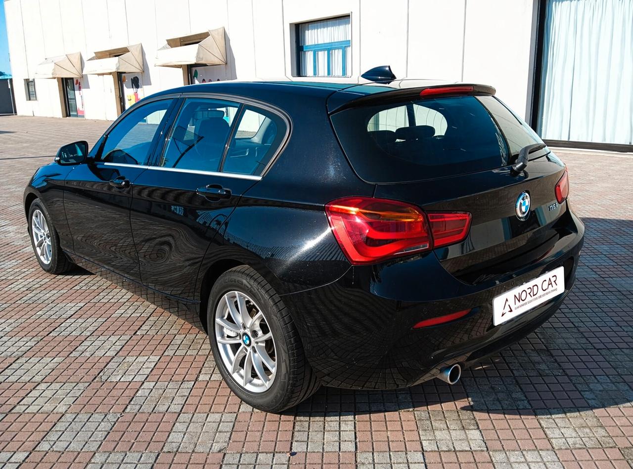 Bmw 116 116i 5p.