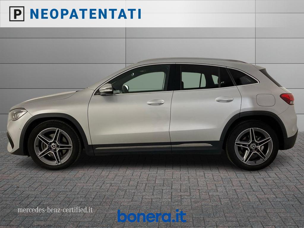 Mercedes GLA 180 180 D AMG Line Premium Plus 8G-DCT
