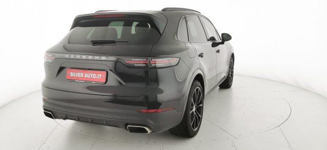 PORSCHE Cayenne 3.0 V6
