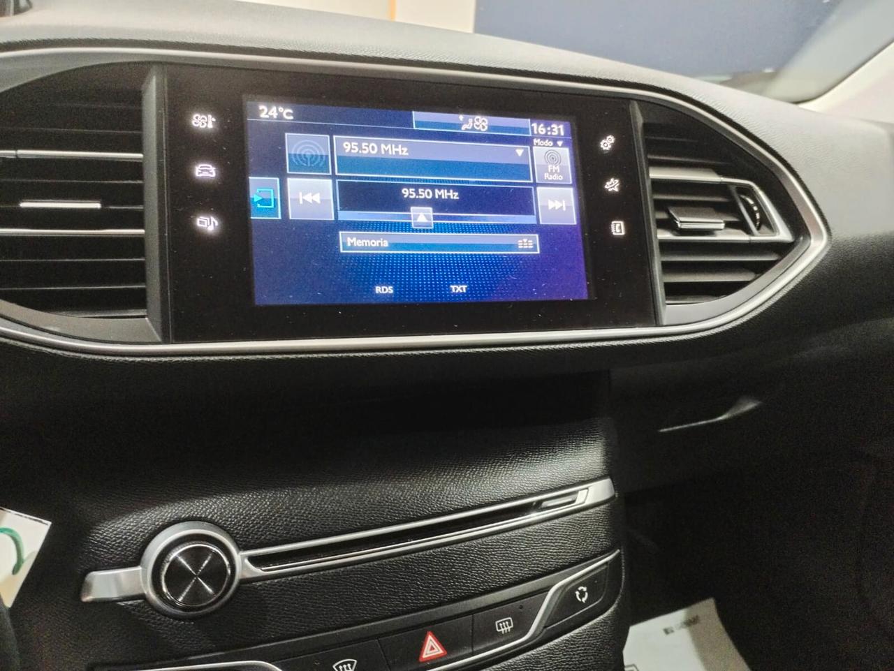 Peugeot 308 BlueHDi 100 S&S Active