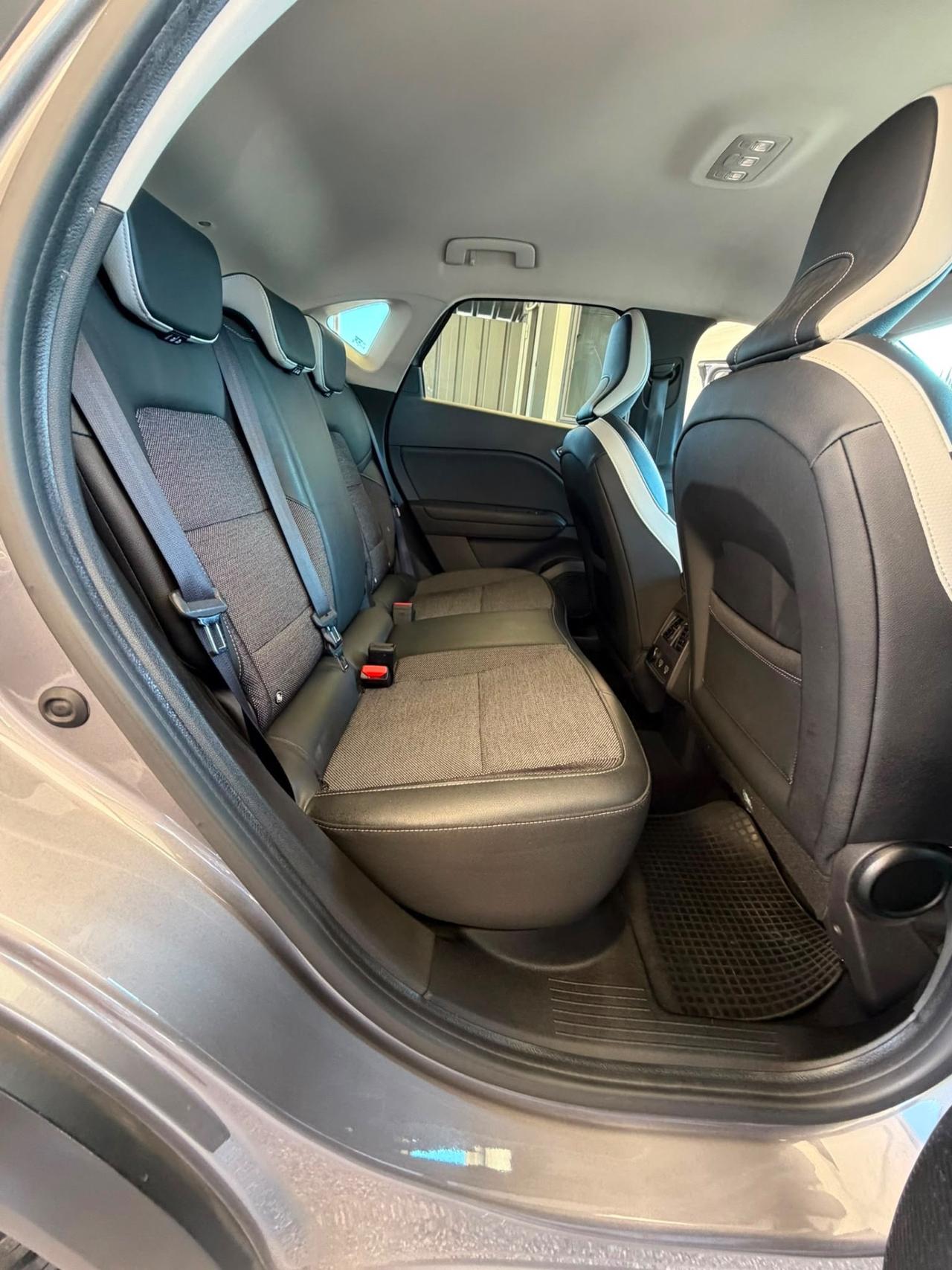 Renault Captur Blue dCi 115 CV EDC Initiale Paris