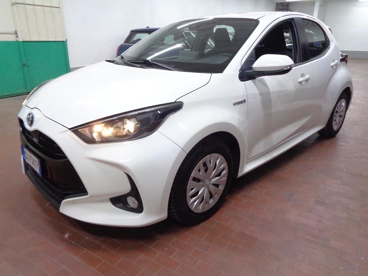 Toyota Yaris 1.5 Hybrid 5 porte Business NEO PATENTATI