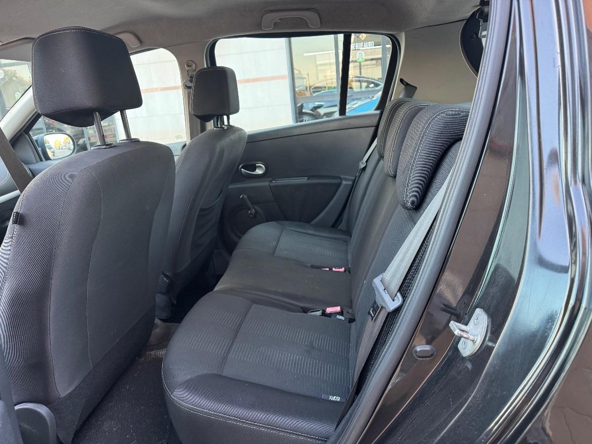 RENAULT CLIO 1.5 dCi 85 CV 5p. Luxe