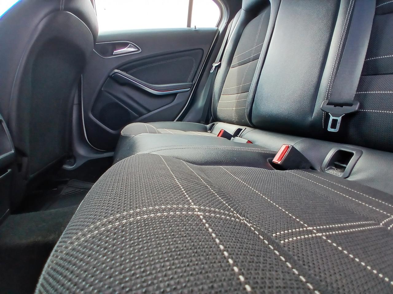 Mercedes-benz A 180 d Automatic Premium