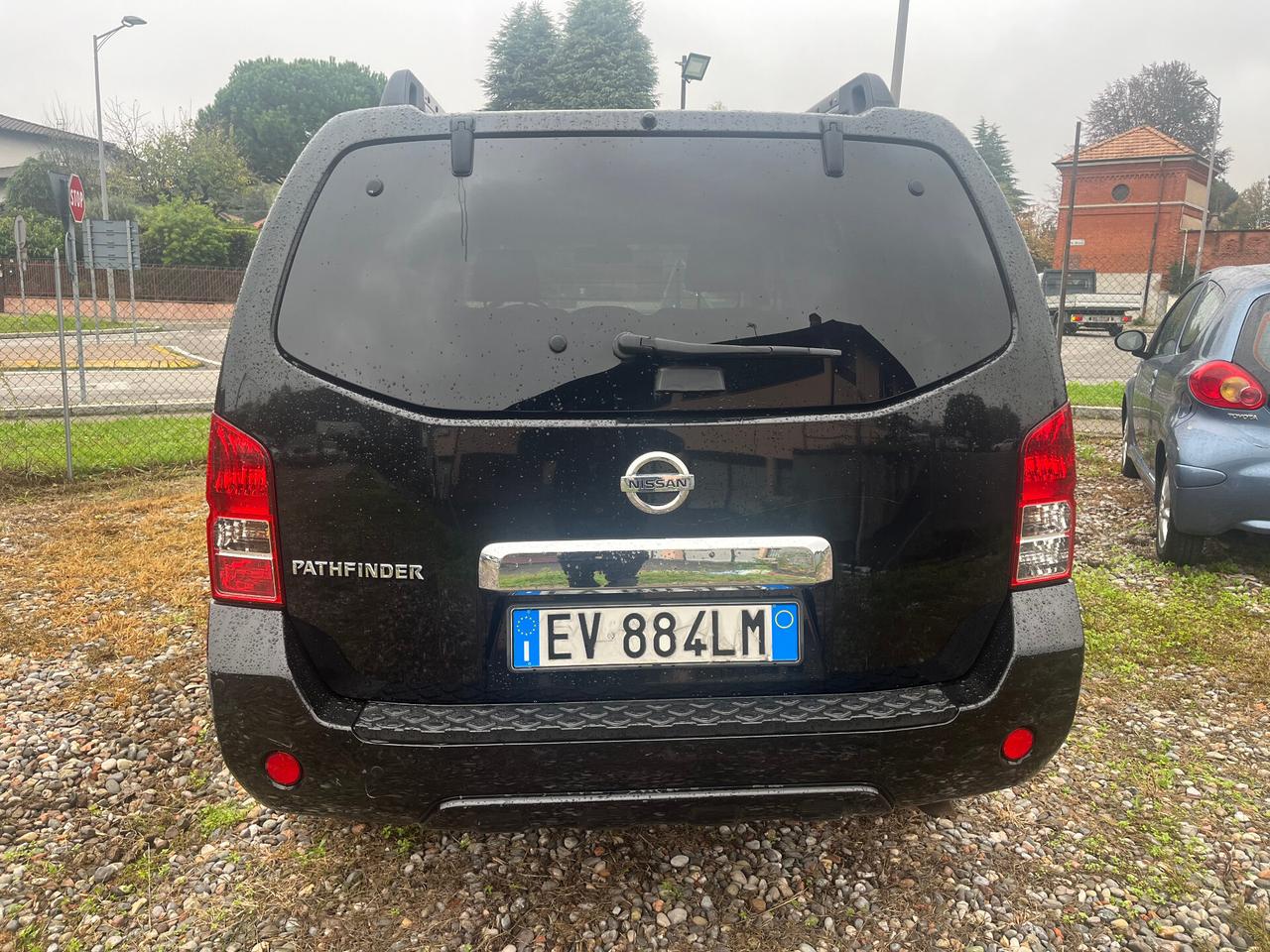 Nissan Pathfinder 2.5 dCi Sport - Si Permuta