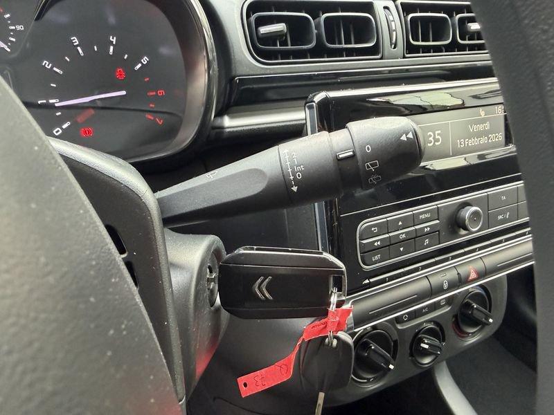 Citroen C3 1.2 puretech Shine 82cv CINGHIA NUOVA IDONEA NEOPATENTATI NO VINCOLI FINANZIARI