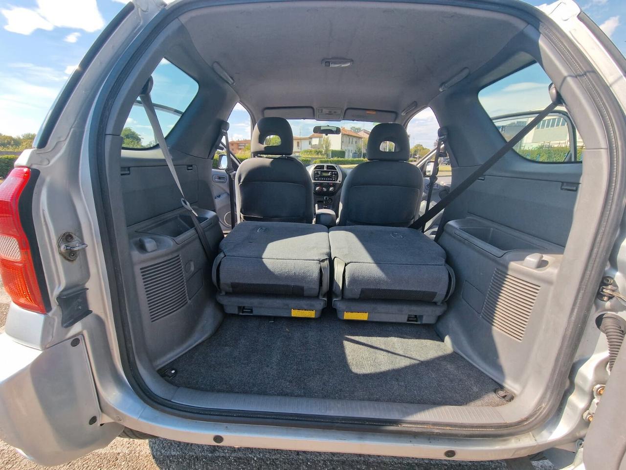 Toyota RAV 4 RAV4 2.0 16V cat 3 porte Sol MAI USATA COME FUORISTRADA