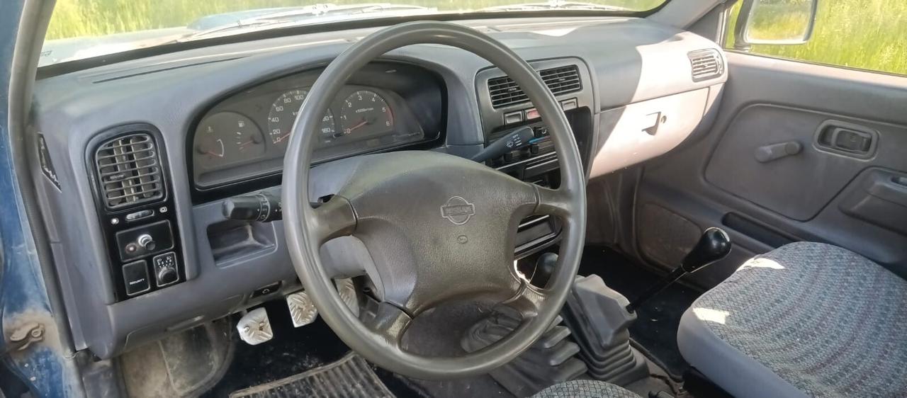 Nissan Pick Up D22 Pick-up 2.5 TD 2 porte