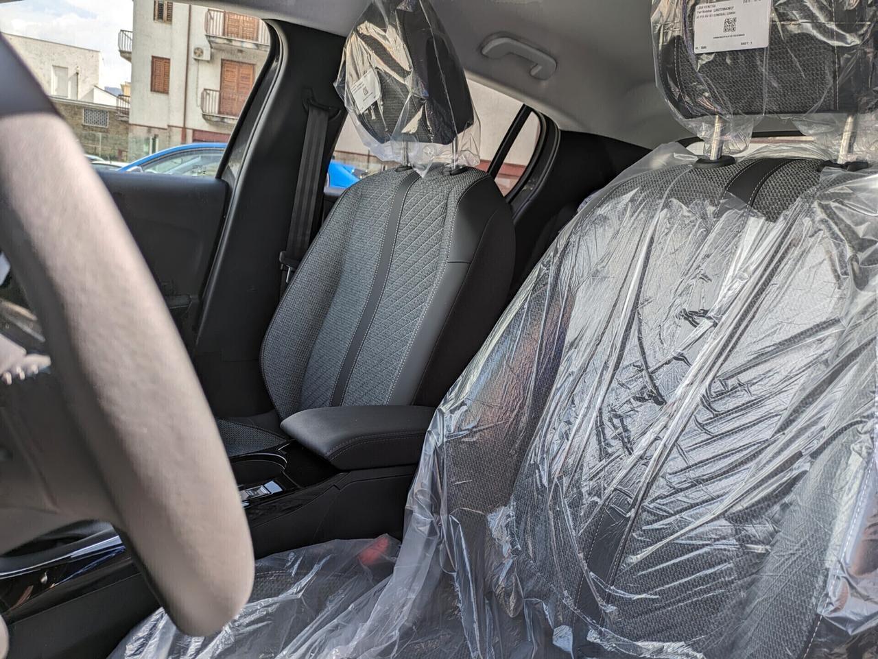 Peugeot 208 100 ALLURE