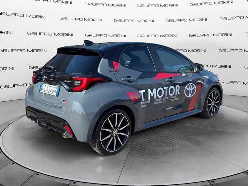 Toyota Yaris Yaris 1.5h 130 GR Sport