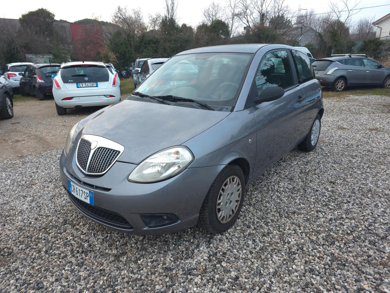 Lancia Ypsilon 1.2 16V Oro