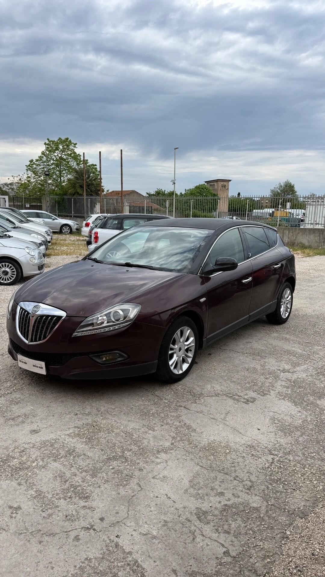 Lancia Delta 1.6 MJT DPF Platino