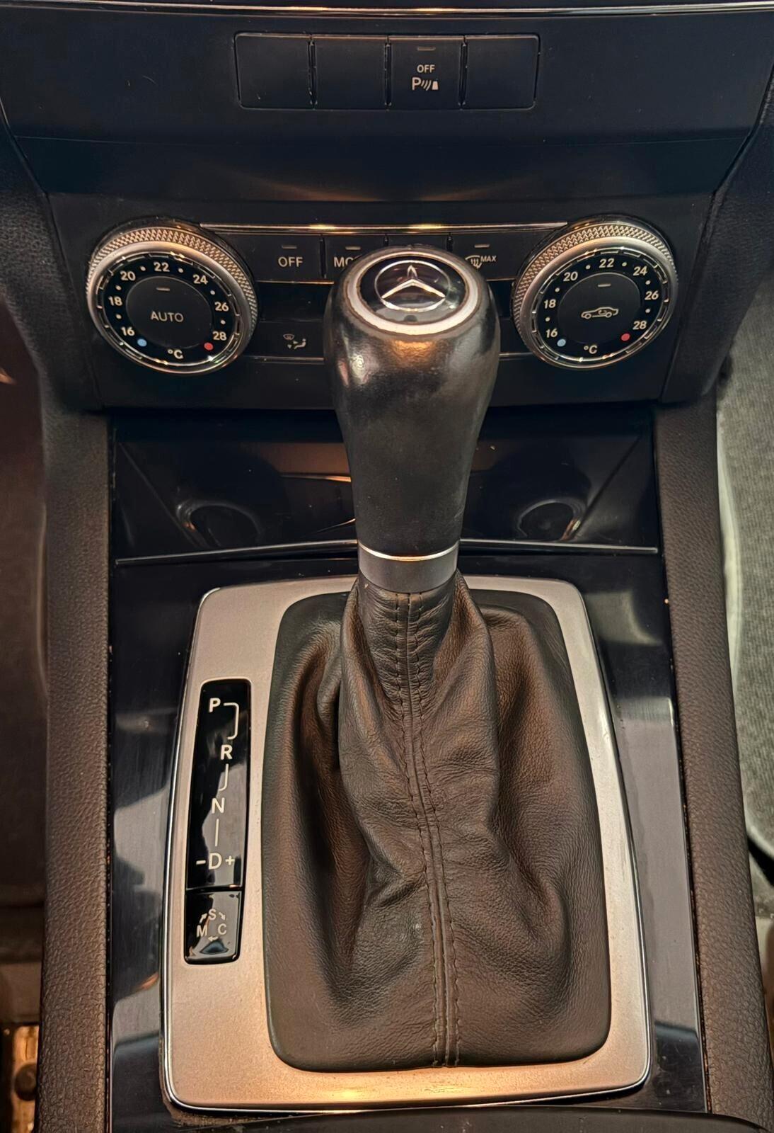 MERCEDES GLK 320 serie2 DIESEL 3000 4MATIC 4X4 CAMBIO AUT. Mod.SPORT CV 224 Km 310.697garanzia 12 mesi