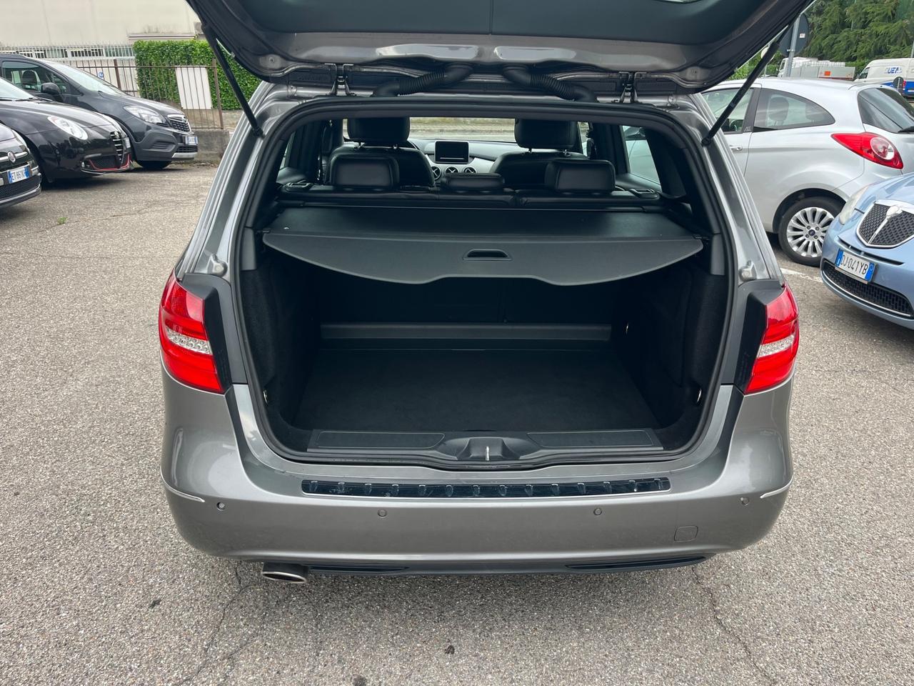 Mercedes-benz B180CDI/109CV/neopatentato/Euro5B con FAP/unico proprietario