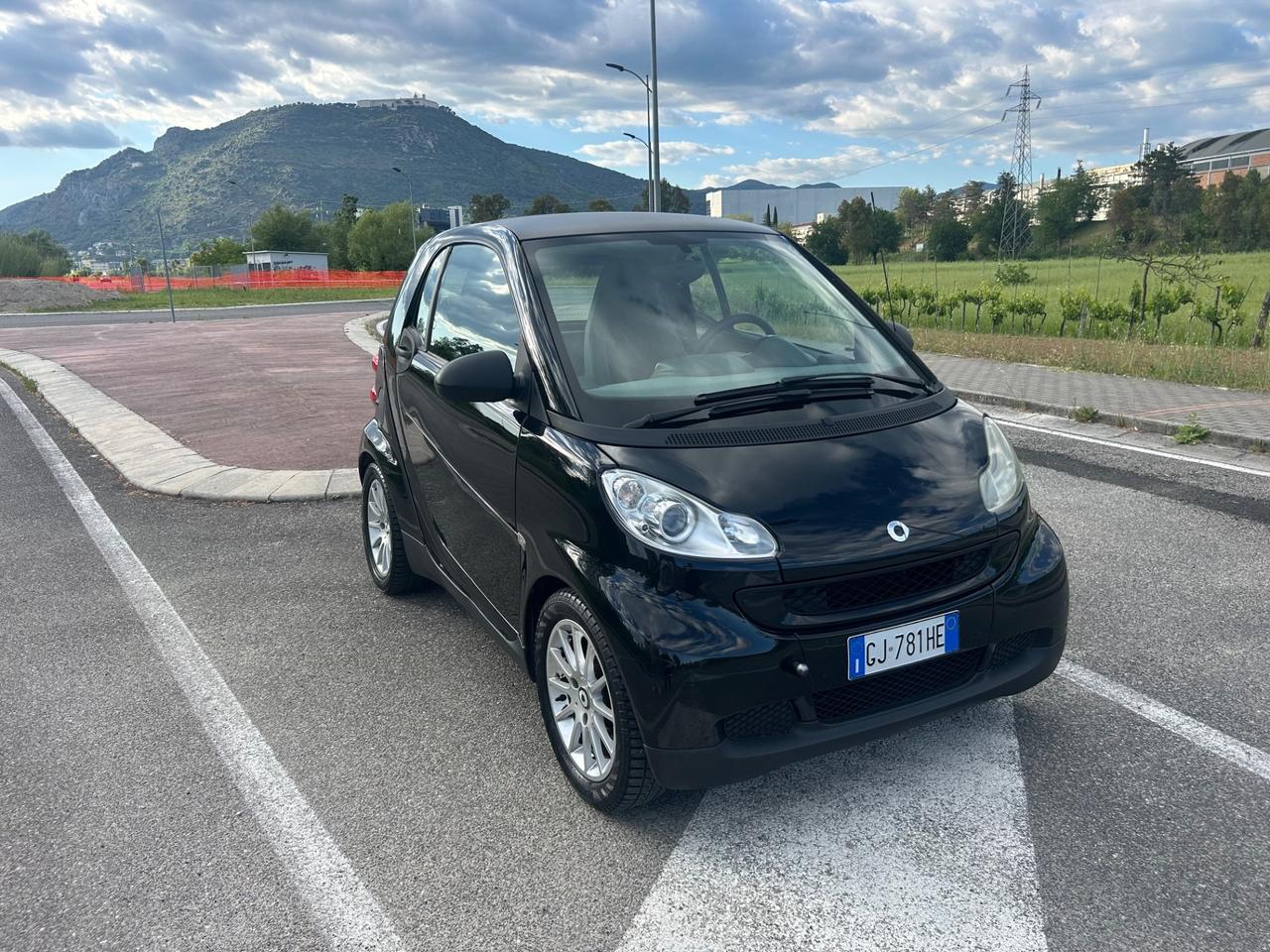 Smart ForTwo 1000 52 kW MHD coupé pure *OCCASIONE*