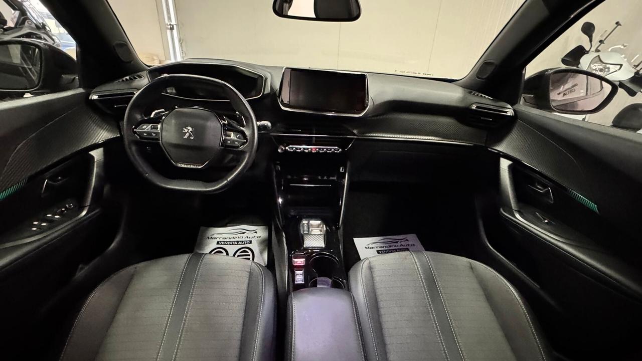 Peugeot 2008 BlueHDi 130 S&S EAT8 Allure