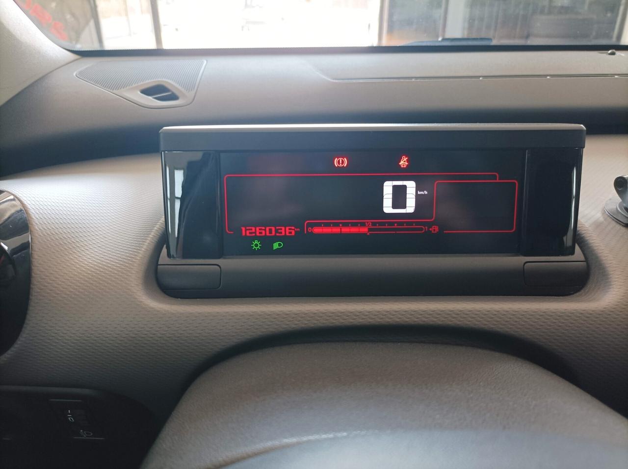 Citroen C4 Cactus BlueHDi 100 Shine 01/2017