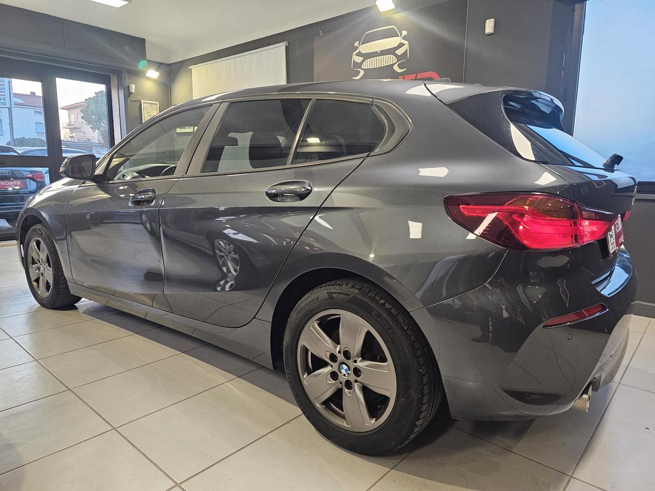 Bmw 116d 5p. Advantage NEOPATENTATI OK