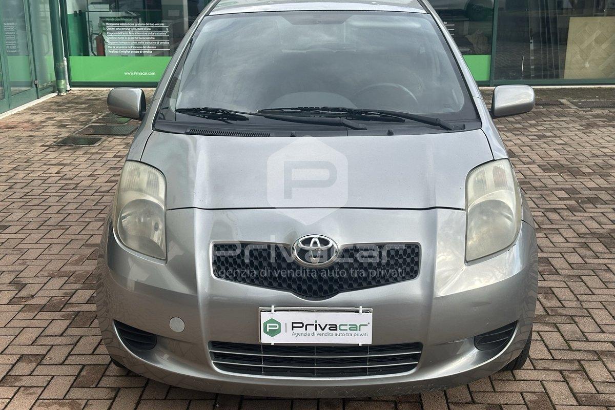 TOYOTA Yaris 1.3 3 porte Luna