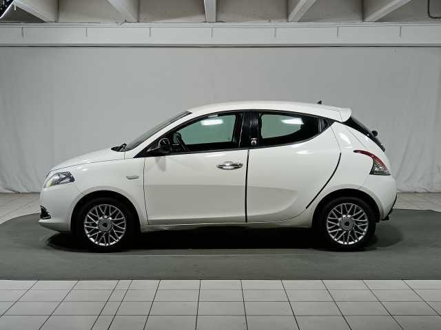 Lancia Ypsilon 1.2 69 CV 5 porte GPL Ecochic Gold