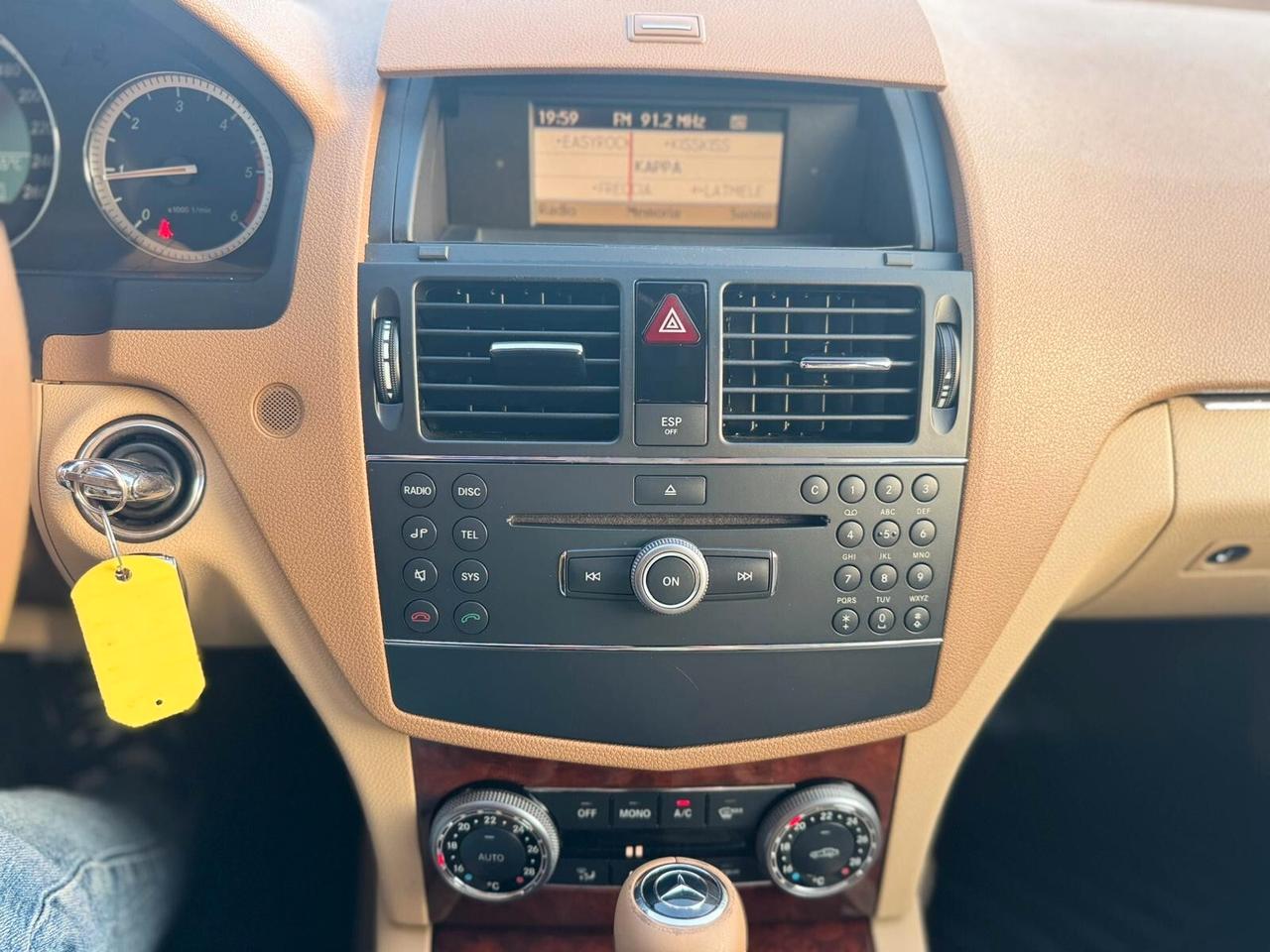 Mercedes C 220