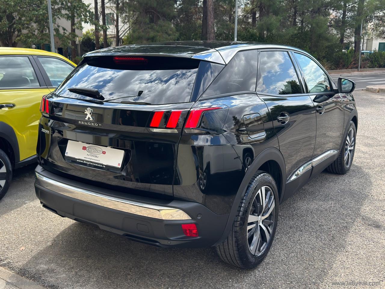 PEUGEOT 3008 BlueHDi 130 S&S EAT8 Allure Pack