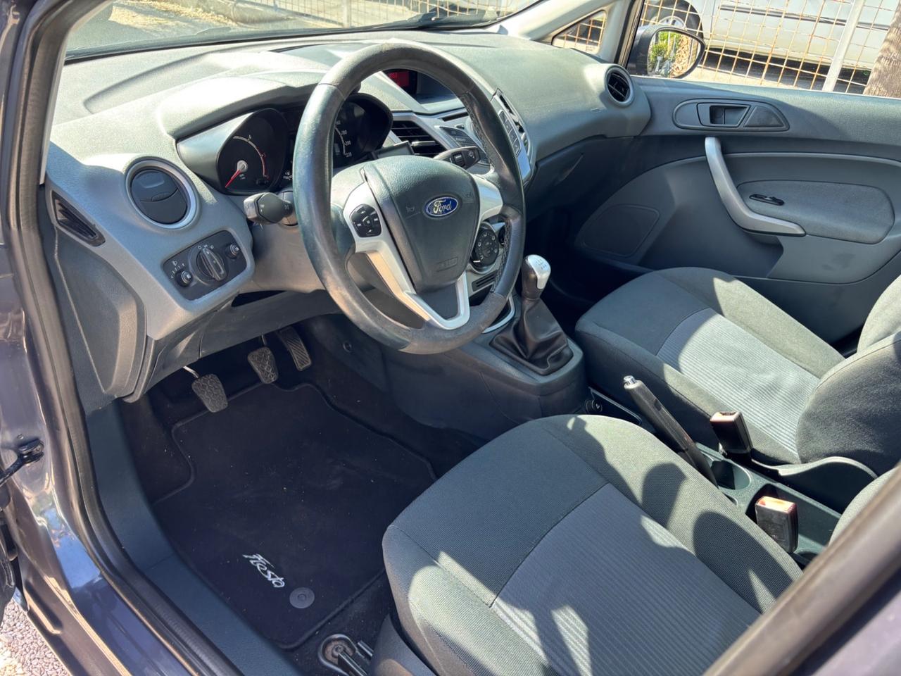 FORD FIESTA 1.4HDI 70CV TITANIUM 140.000KM
