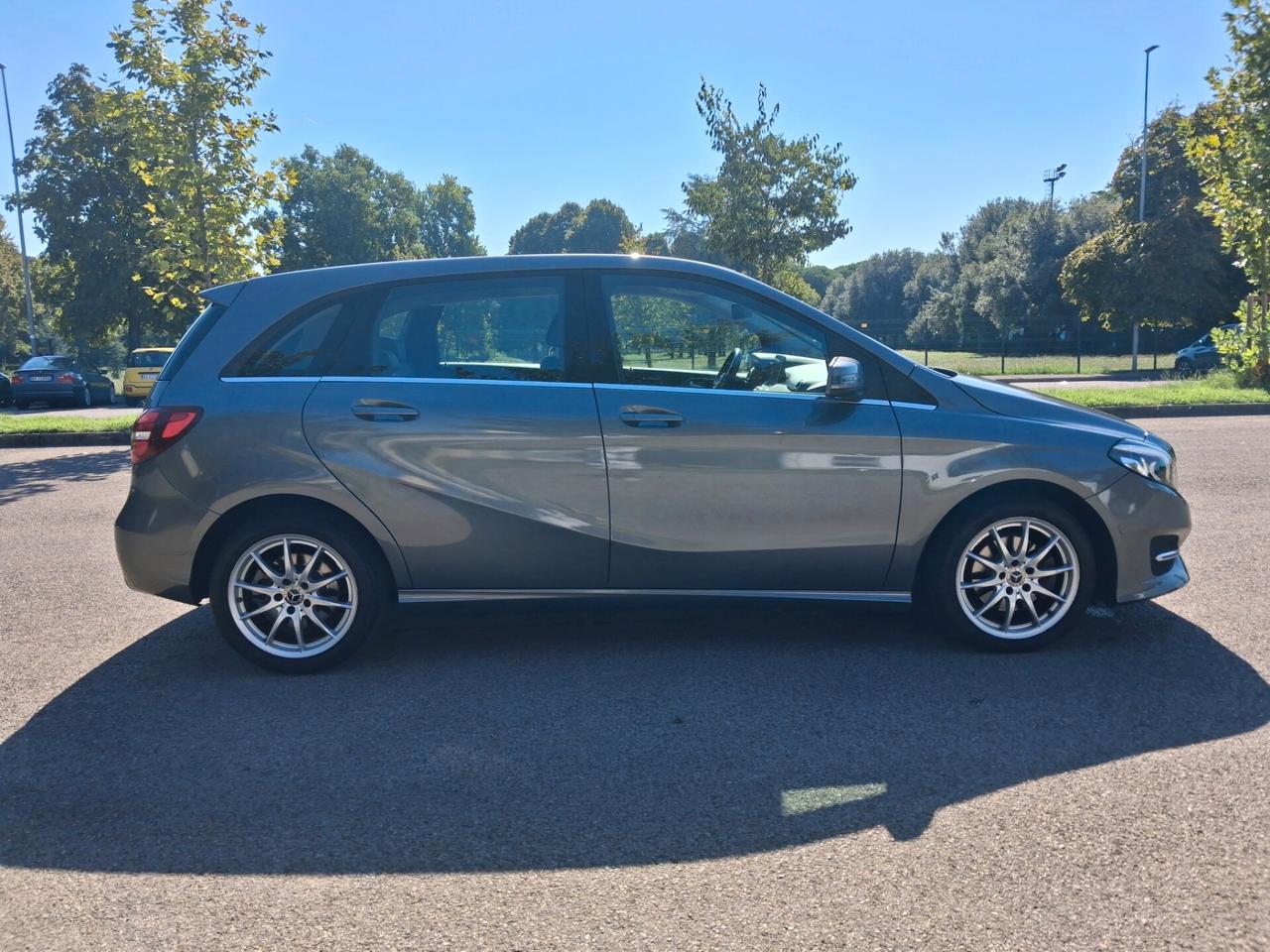 Mercedes-benz B 200 d Automatic 4Matic Premium