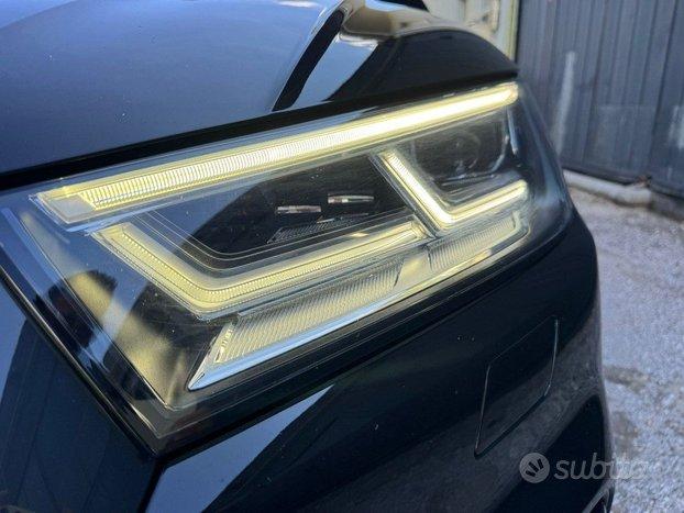 AUDI Q5 2.0 TFSI quattro S tronic S line plus