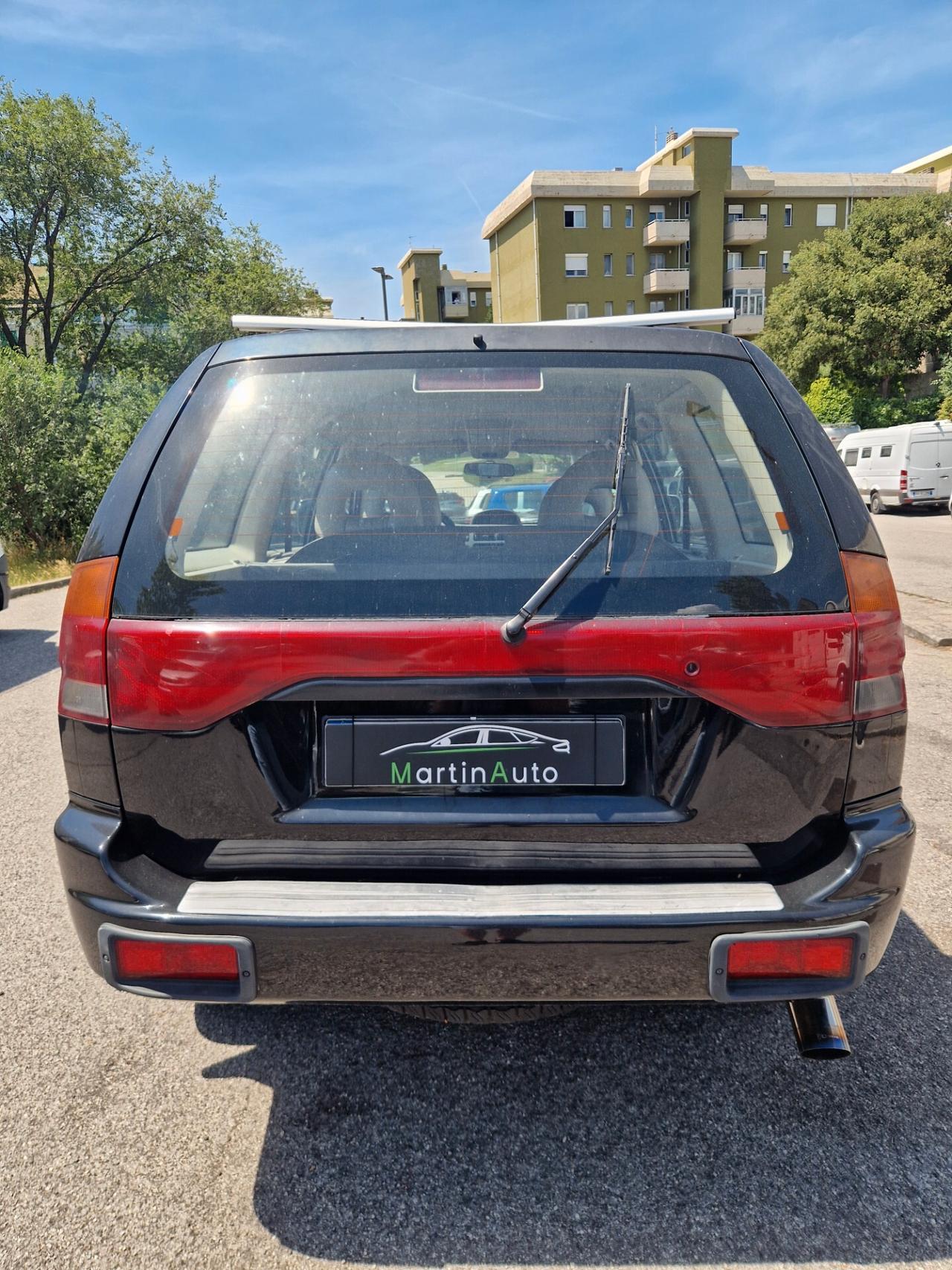 Mitsubishi Pajero Sport 3.0i V6 24V - 4x4